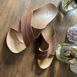 OluKai Tan Leather Women's Sandals